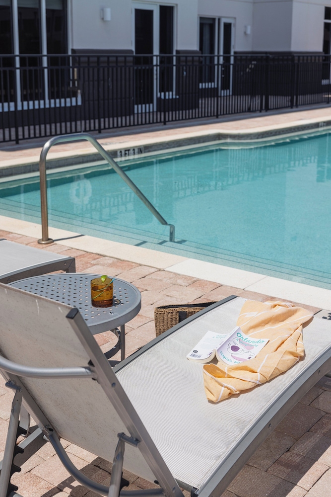 Crowne Plaza Ft. Myers Gulf Coast by IHG — Swimming pool in Fort Myers, Florida