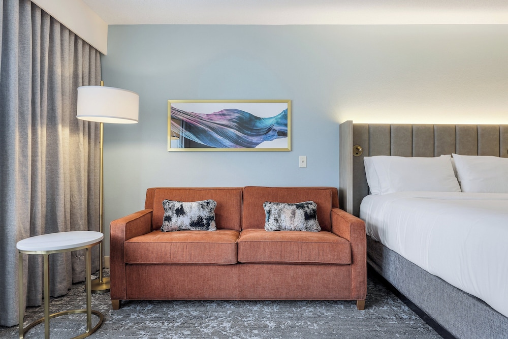 Crowne Plaza Ft. Myers Gulf Coast by IHG — Hotel rooms in Fort Myers, Florida