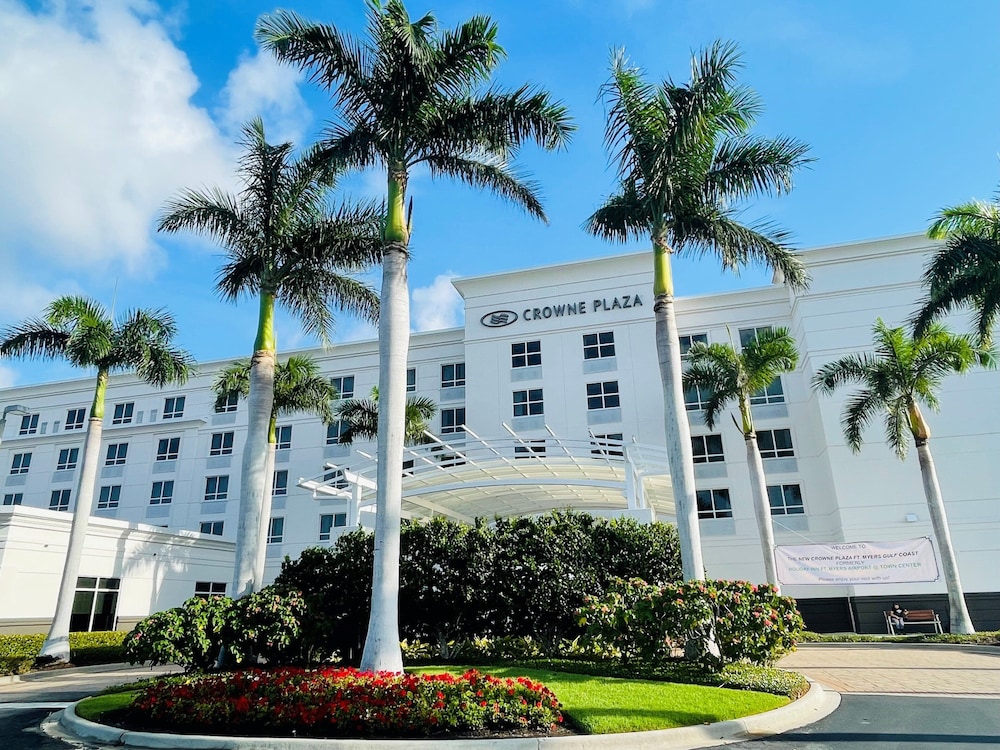 Crowne Plaza Ft. Myers Gulf Coast by IHG — Main photo in Fort Myers, Florida