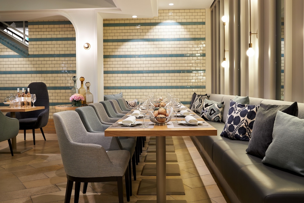 Classik Hotel Alexander Plaza — Restaurant & bars in Berlin, Berlin