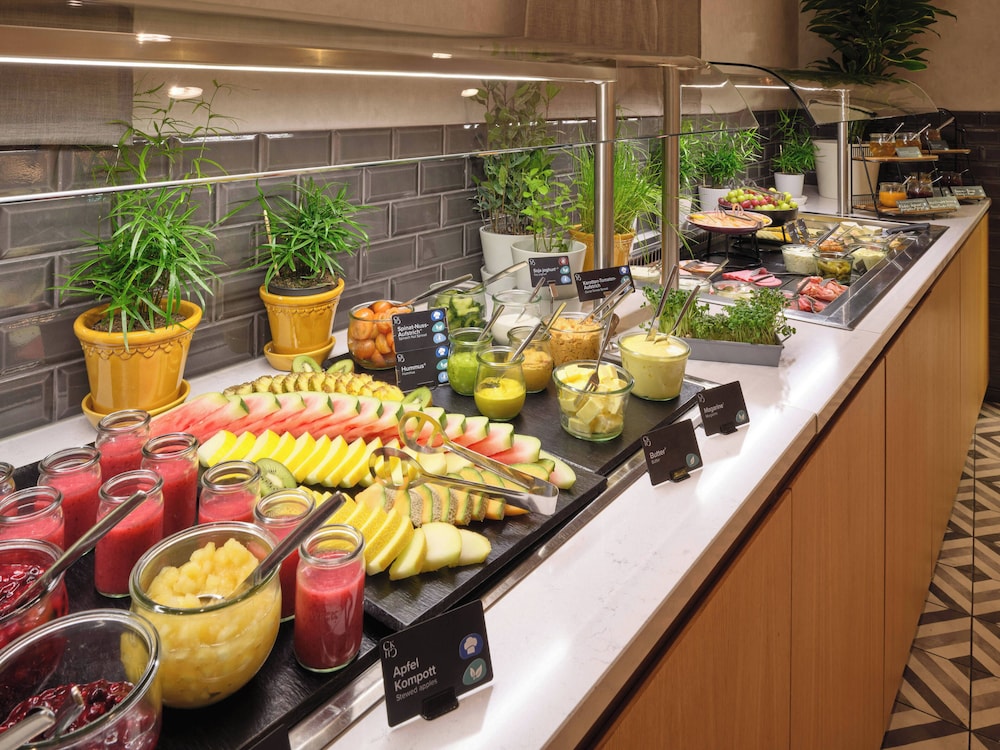 Classik Hotel Alexander Plaza — Restaurant & bars in Berlin, Berlin