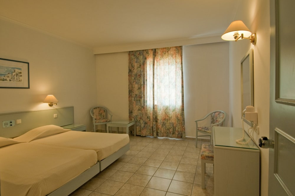 Alexandra Beach Hotel — Hotel rooms in Kos Town, South Aegean