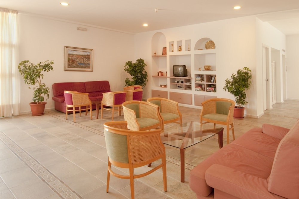 Alexandra Beach Hotel — Hotel building in Kos Town, South Aegean