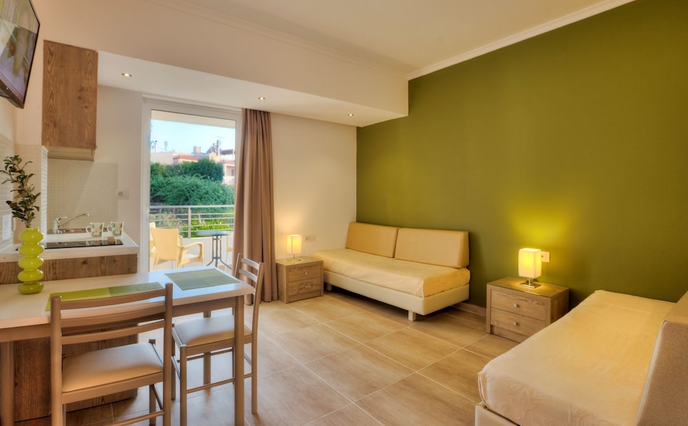 Alexandra Beach Hotel — Hotel rooms in Kos Town, South Aegean