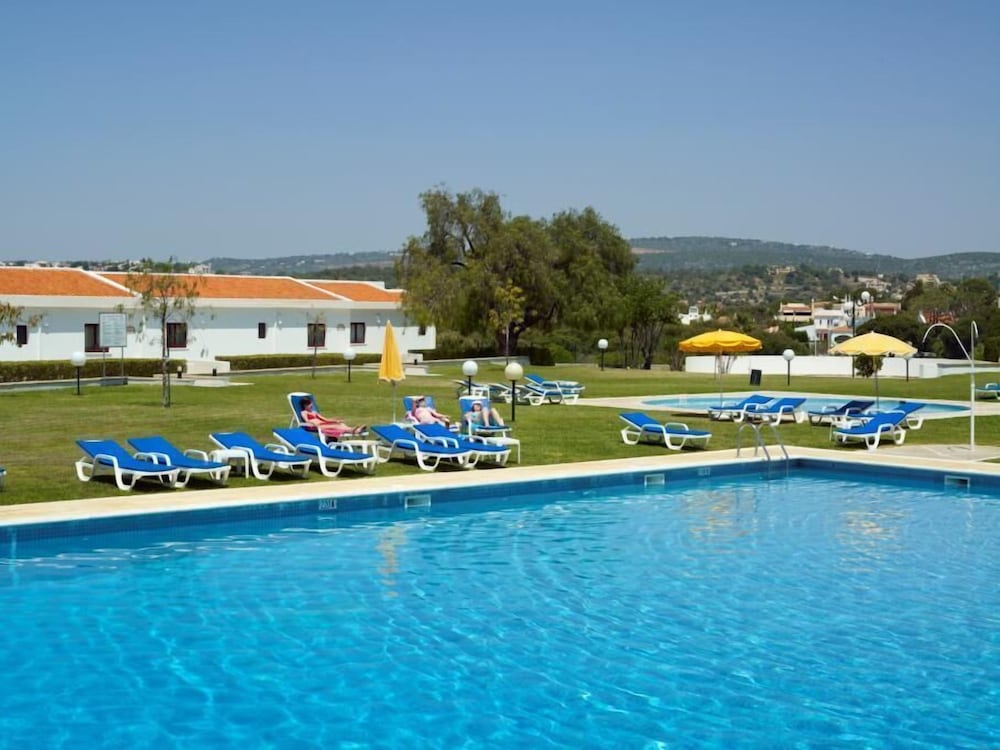 Hotel Apartamento do Golfe — Swimming pool in Vilamoura, Faro