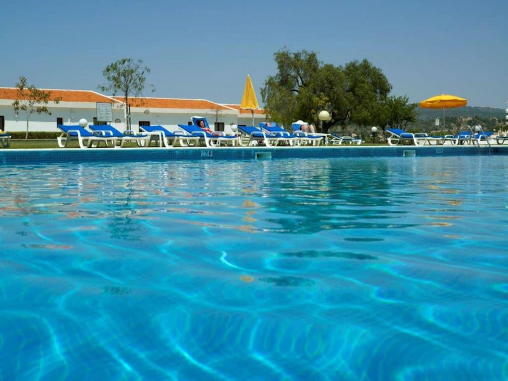 Hotel Apartamento do Golfe — Swimming pool in Vilamoura, Faro