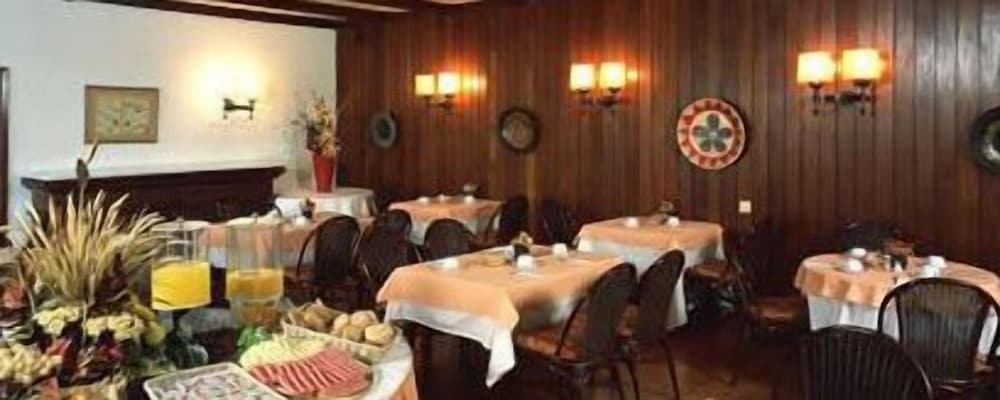 Hotel Apartamento do Golfe — Restaurant & bars in Vilamoura, Faro