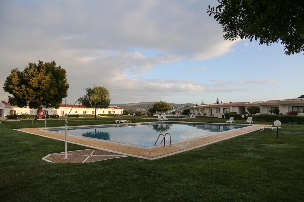 Hotel Apartamento do Golfe — Swimming pool in Vilamoura, Faro
