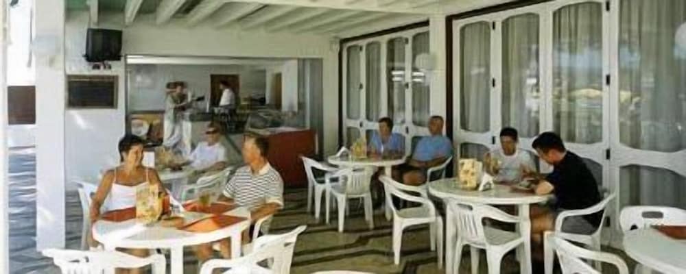 Hotel Apartamento do Golfe — Restaurant & bars in Vilamoura, Faro