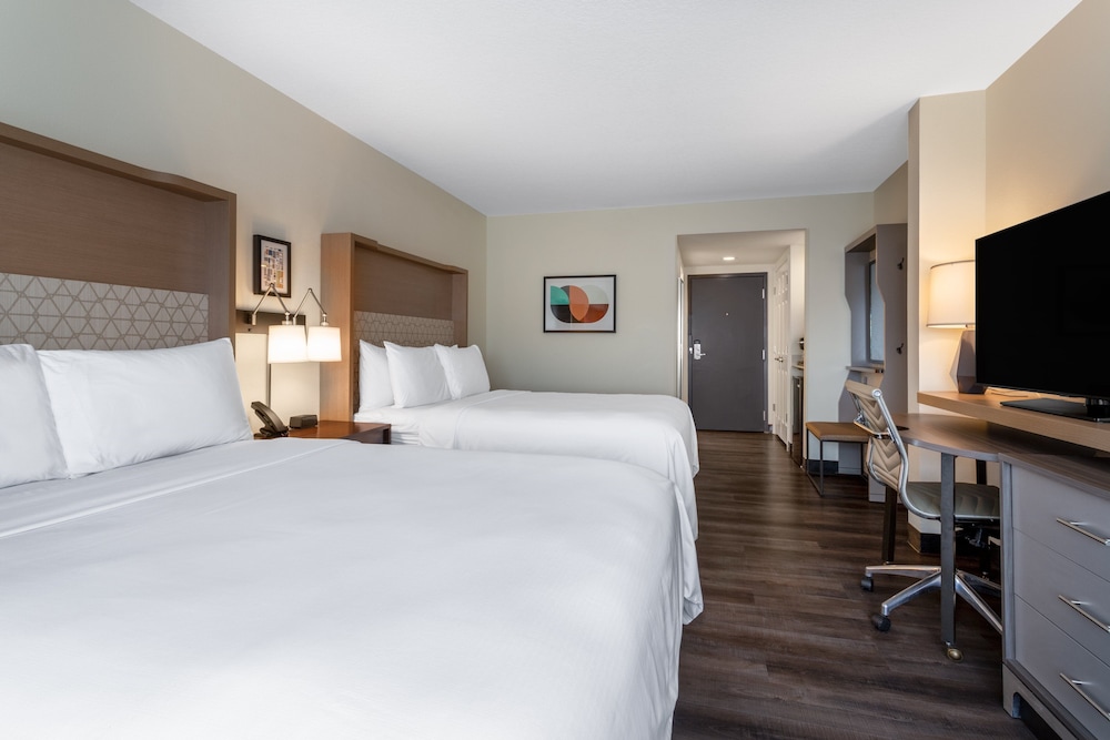 Holiday Inn Tampa North by IHG — Hotel rooms in Tampa, Florida