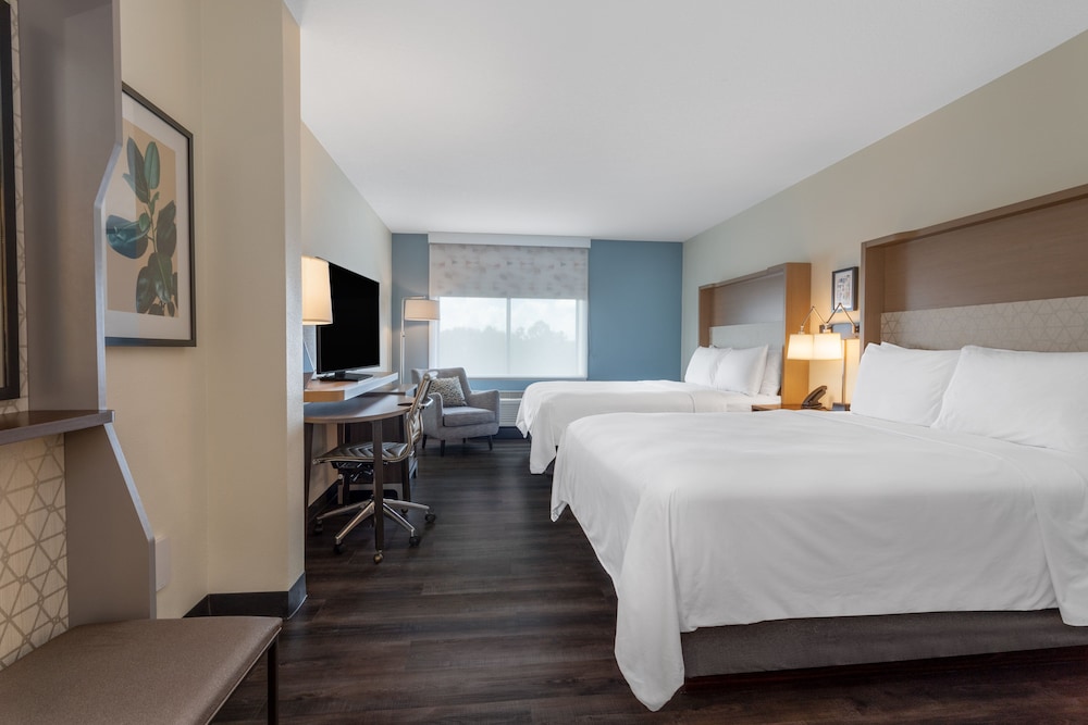 Holiday Inn Tampa North by IHG — Hotel rooms in Tampa, Florida