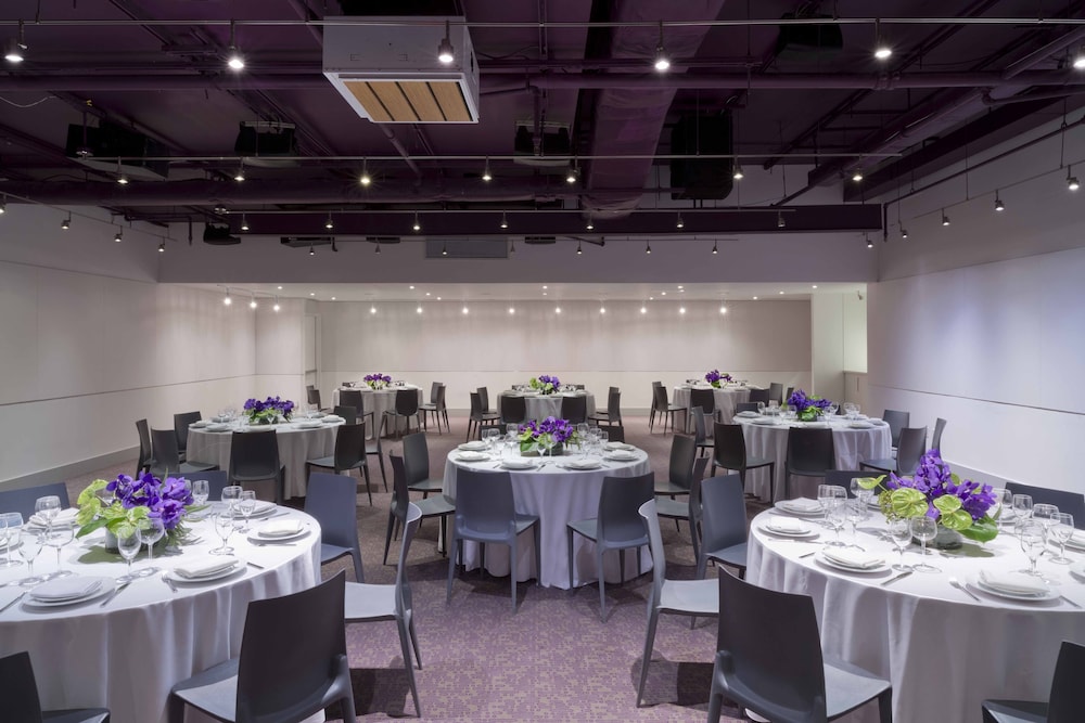 YOTEL New York Times Square, Select by Hilton — Hotel building in New York City, New York State