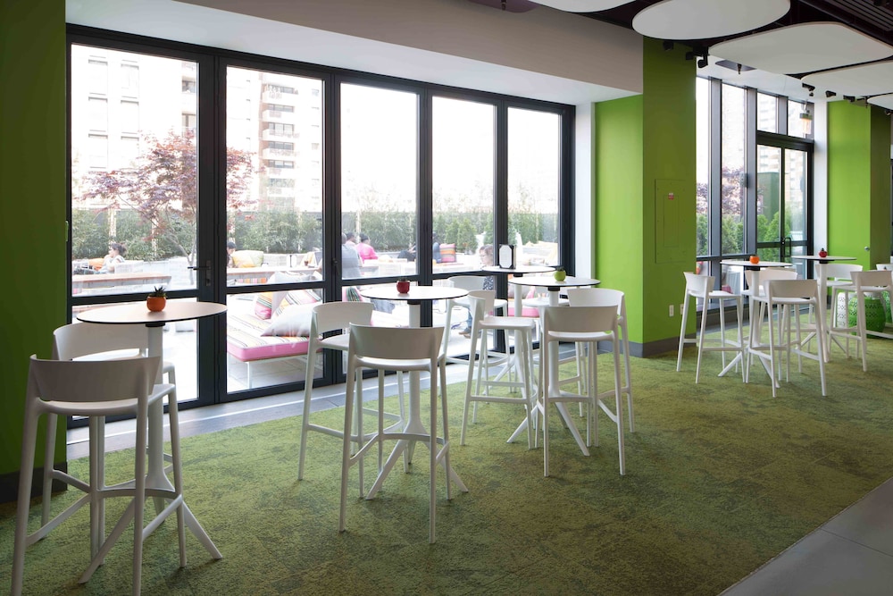 YOTEL New York Times Square, Select by Hilton — Restaurant & bars in New York City, New York State