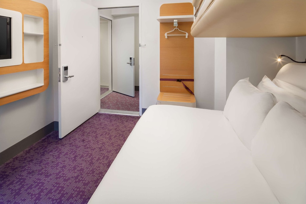 YOTEL New York Times Square, Select by Hilton — Hotel rooms in New York City, New York State