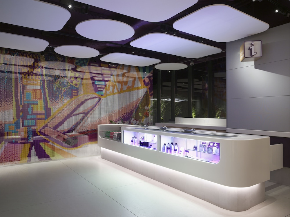 YOTEL New York Times Square, Select by Hilton — Spa in New York City, New York State