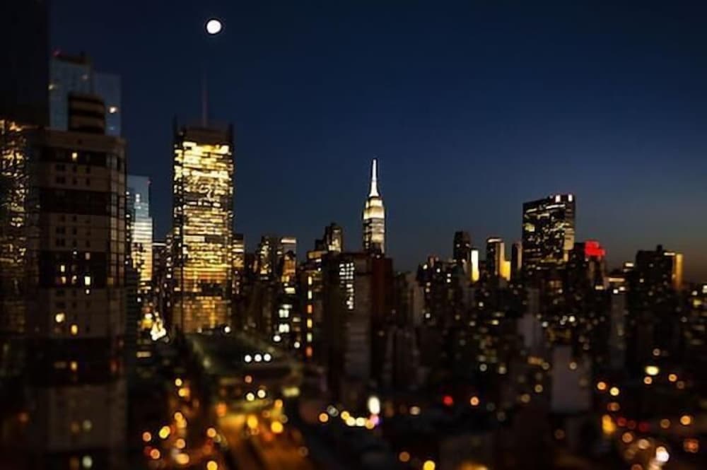YOTEL New York Times Square, Select by Hilton — Attractions in the area in New York City, New York State