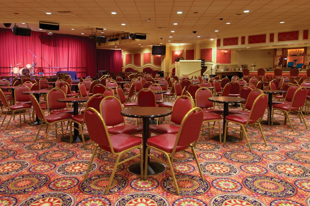 Gold Coast Hotel and Casino — Restaurant & bars in Las Vegas, Nevada