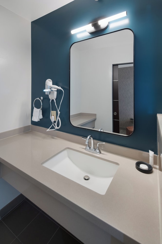 Gold Coast Hotel and Casino — Hotel rooms in Las Vegas, Nevada