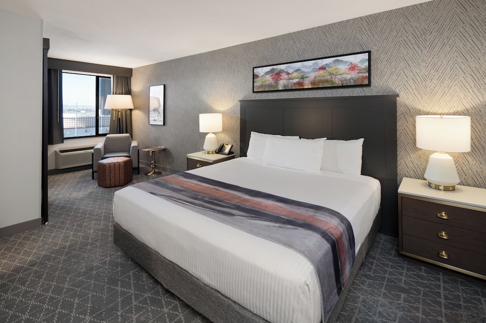 Gold Coast Hotel and Casino — Hotel rooms in Las Vegas, Nevada