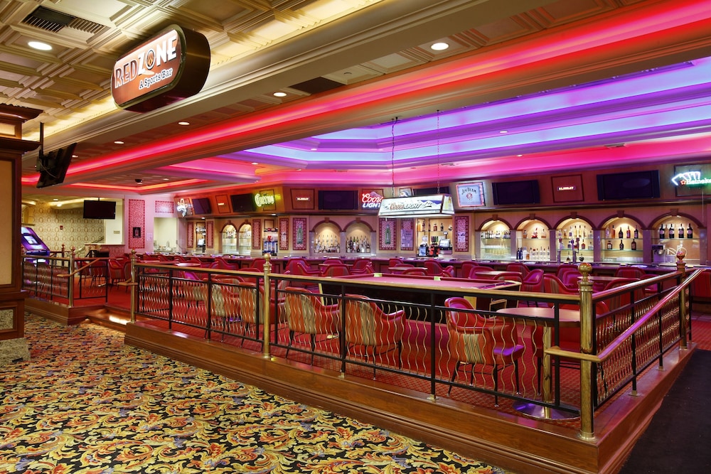 Gold Coast Hotel and Casino — Restaurant & bars in Las Vegas, Nevada