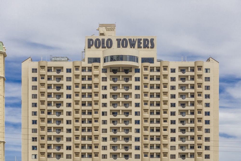Hilton Vacation Club Polo Towers Las Vegas — Hotel building in Las Vegas, Nevada