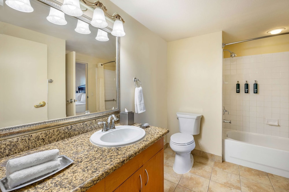 Hilton Vacation Club Polo Towers Las Vegas — Hotel rooms in Las Vegas, Nevada