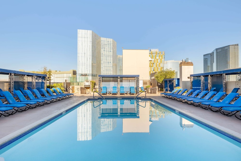 Hilton Vacation Club Polo Towers Las Vegas — Main photo in Las Vegas, Nevada