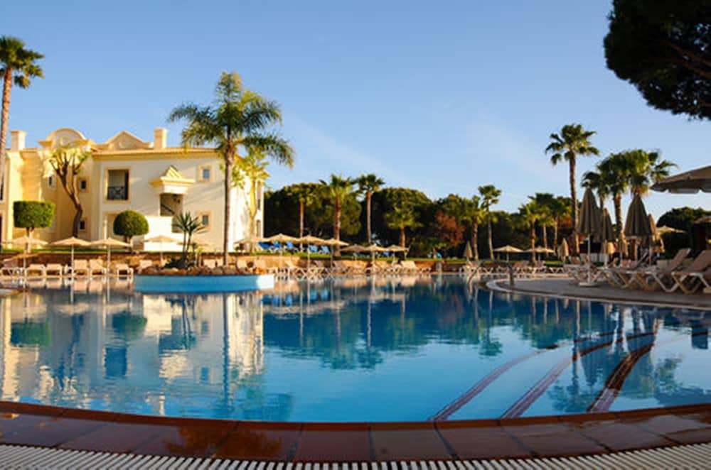 AP Adriana Beach Resort — Swimming pool in Albufeira, Faro