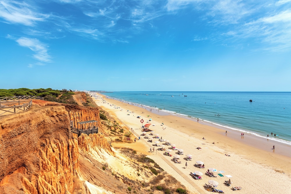 AP Adriana Beach Resort — Beach in Albufeira, Faro