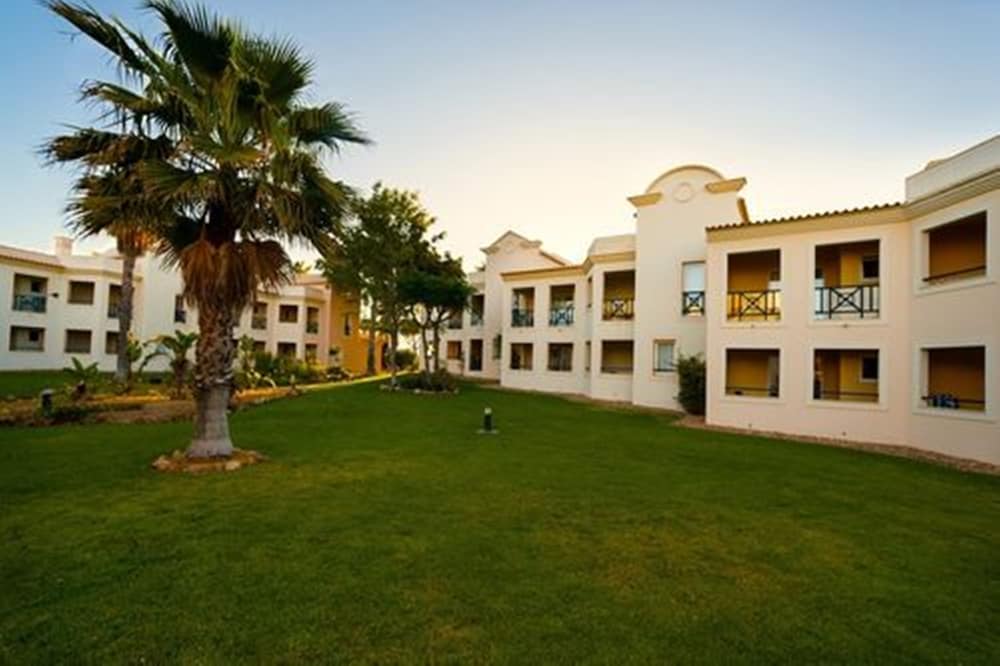 AP Adriana Beach Resort — Hotel building in Albufeira, Faro