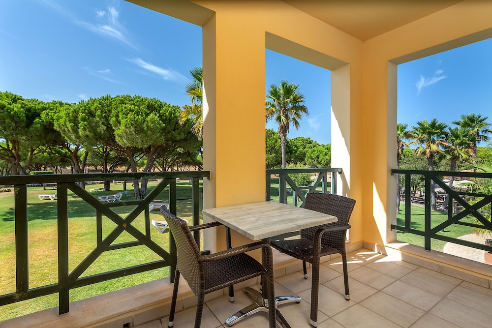 AP Adriana Beach Resort — Hotel building in Albufeira, Faro