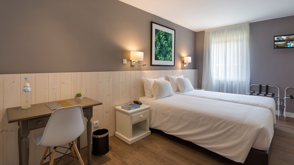 AP Adriana Beach Resort — Hotel rooms in Albufeira, Faro