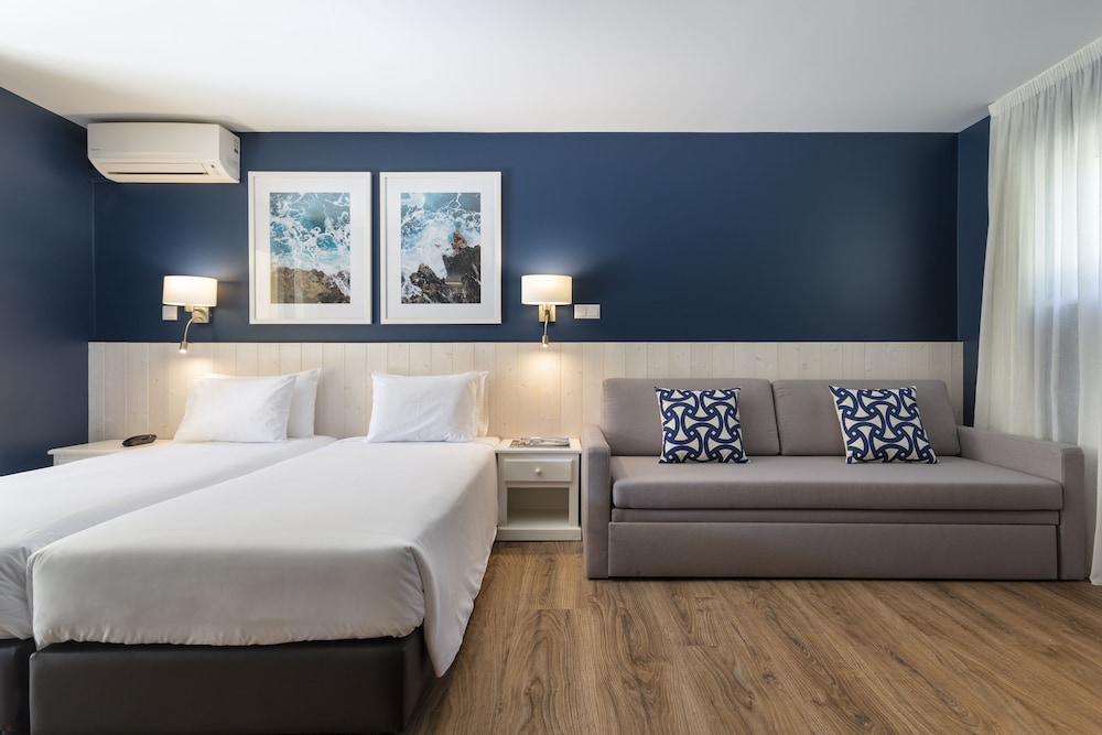 AP Adriana Beach Resort — Hotel rooms in Albufeira, Faro