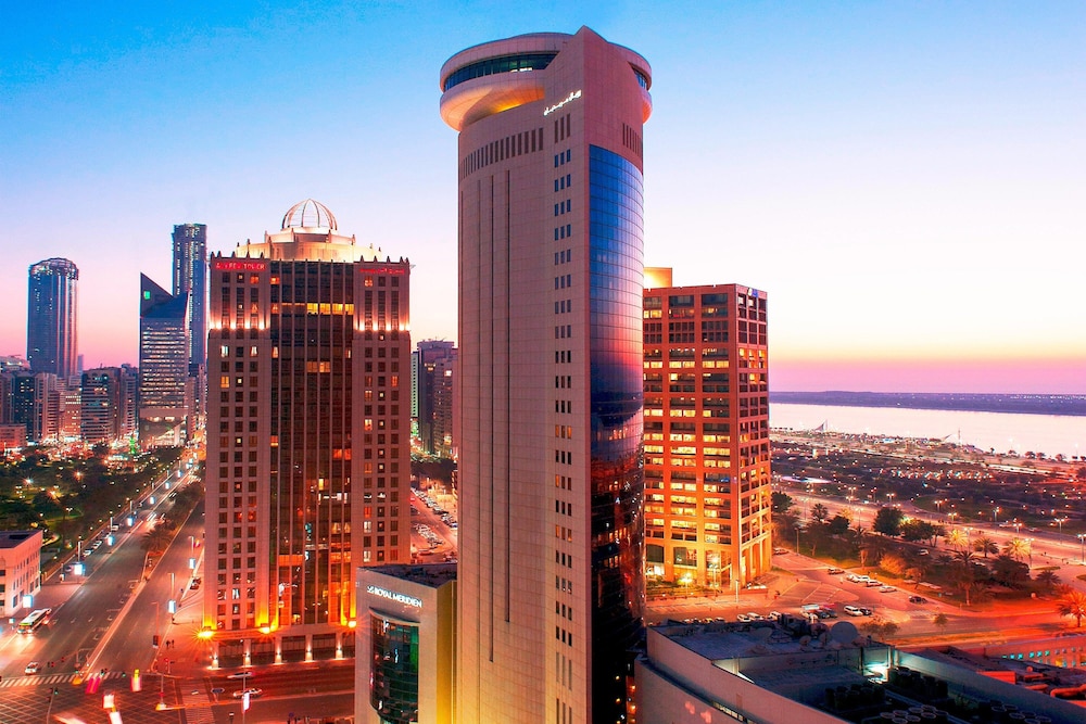 Le Royal Meridien Abu Dhabi — Hotel building in Abu Dhabi
