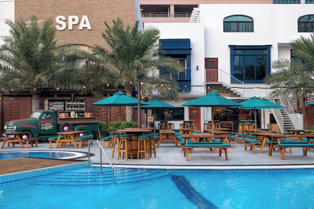 Le Royal Meridien Abu Dhabi — Restaurant & bars in Abu Dhabi