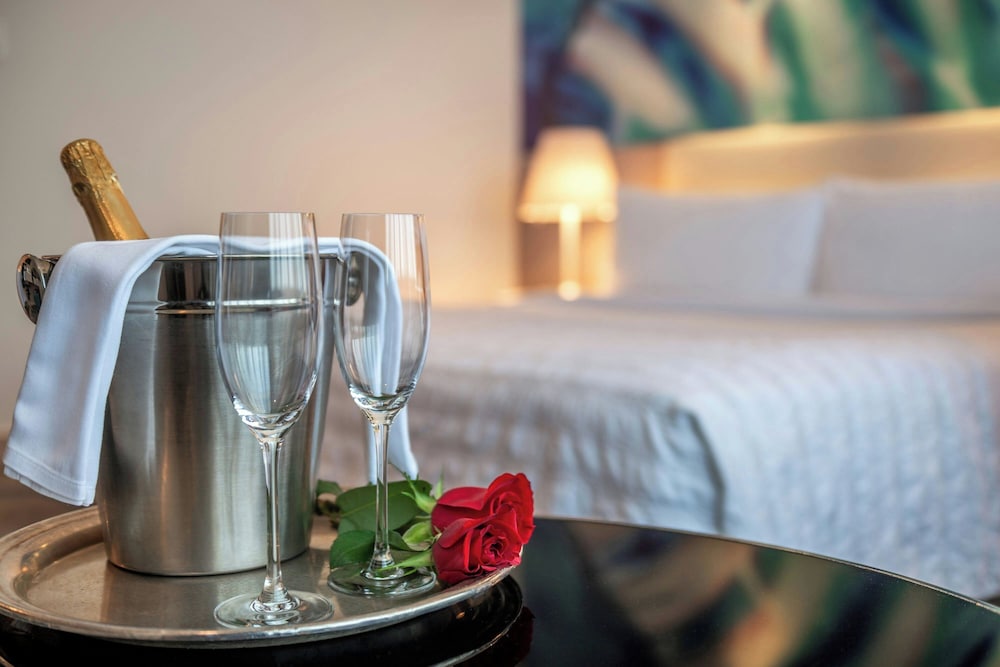 Le Royal Meridien Abu Dhabi — Hotel rooms in Abu Dhabi