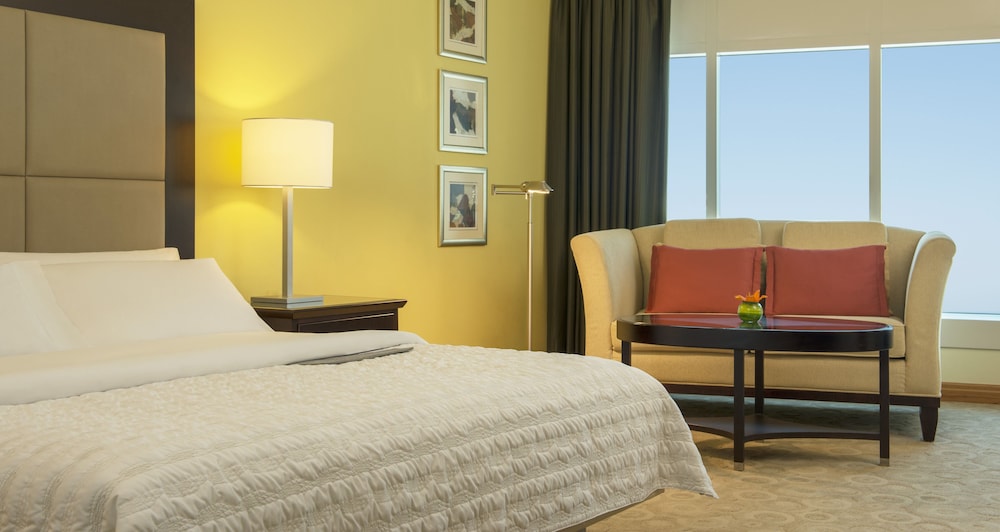Le Royal Meridien Abu Dhabi — Hotel rooms in Abu Dhabi
