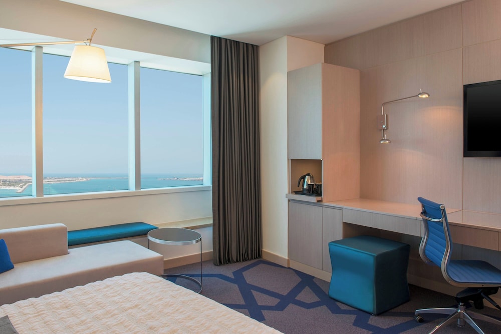 Le Royal Meridien Abu Dhabi — Hotel rooms in Abu Dhabi