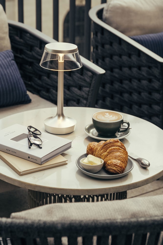 Park Terrace Hotel — Restaurant & bars in New York City, New York State