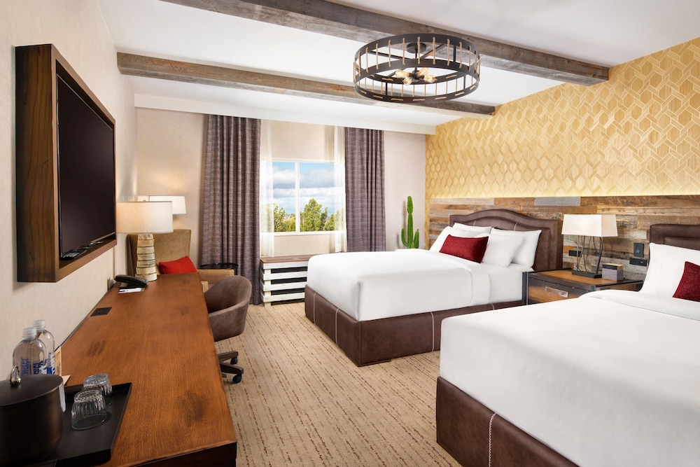 Silverton Casino Lodge - Newly Renovated — Hotel rooms in Las Vegas, Nevada