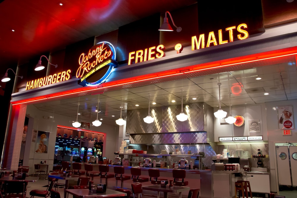 Silverton Casino Lodge - Newly Renovated — Restaurant & bars in Las Vegas, Nevada