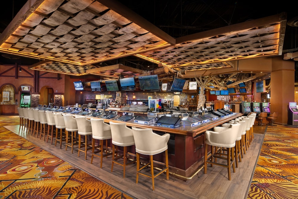 Silverton Casino Lodge - Newly Renovated — Restaurant & bars in Las Vegas, Nevada