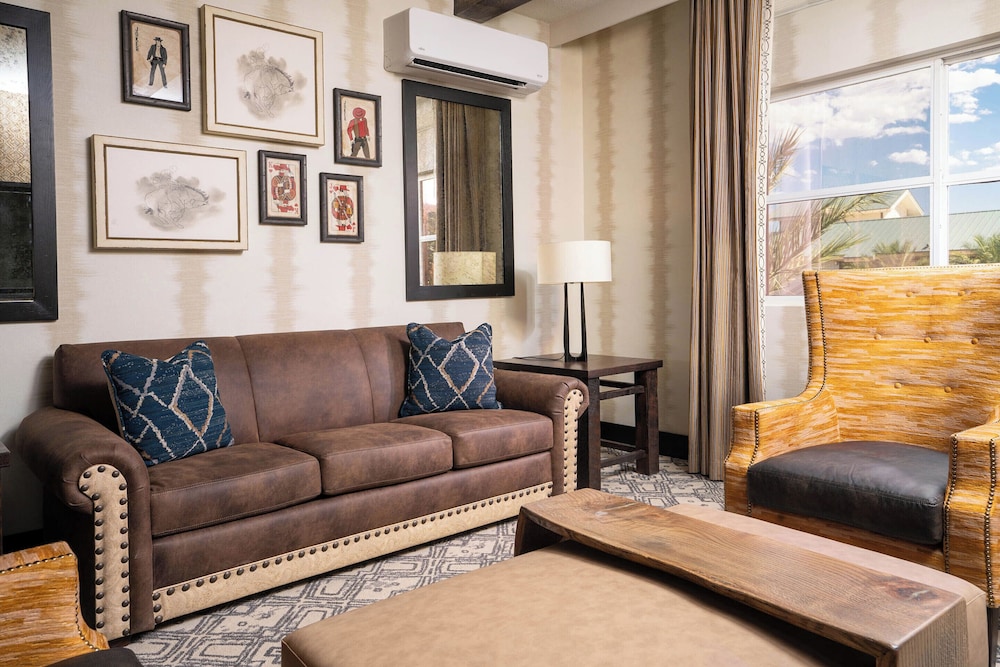 Silverton Casino Lodge - Newly Renovated — Hotel rooms in Las Vegas, Nevada