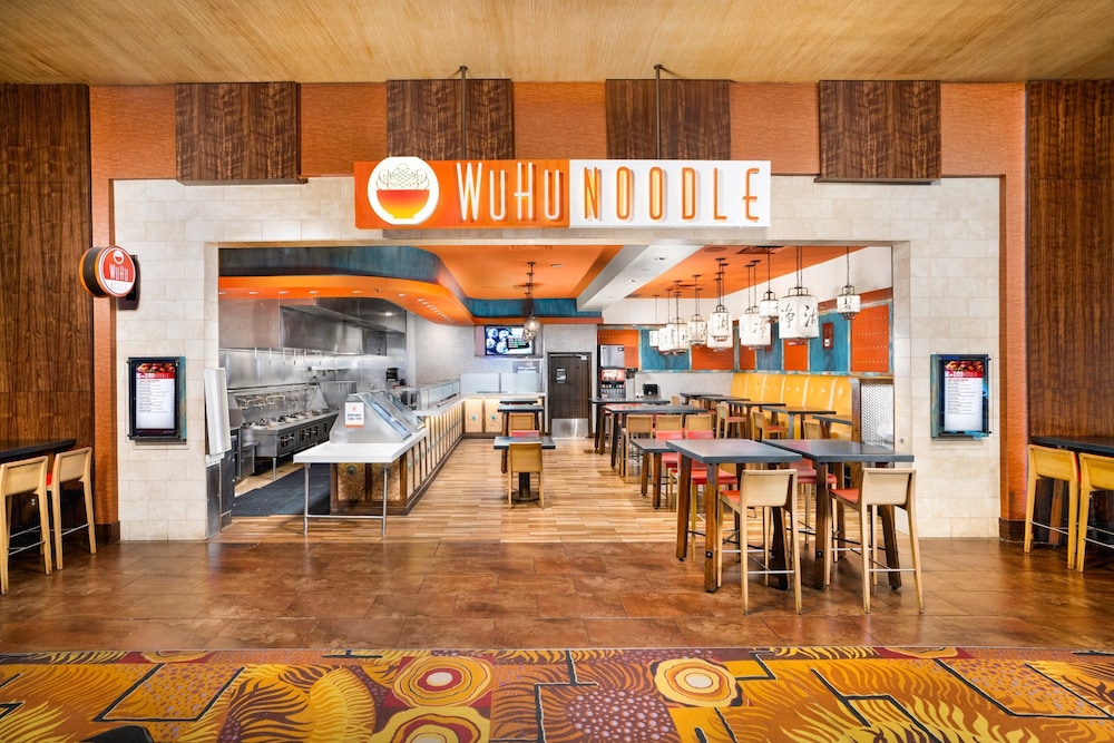 Silverton Casino Lodge - Newly Renovated — Restaurant & bars in Las Vegas, Nevada