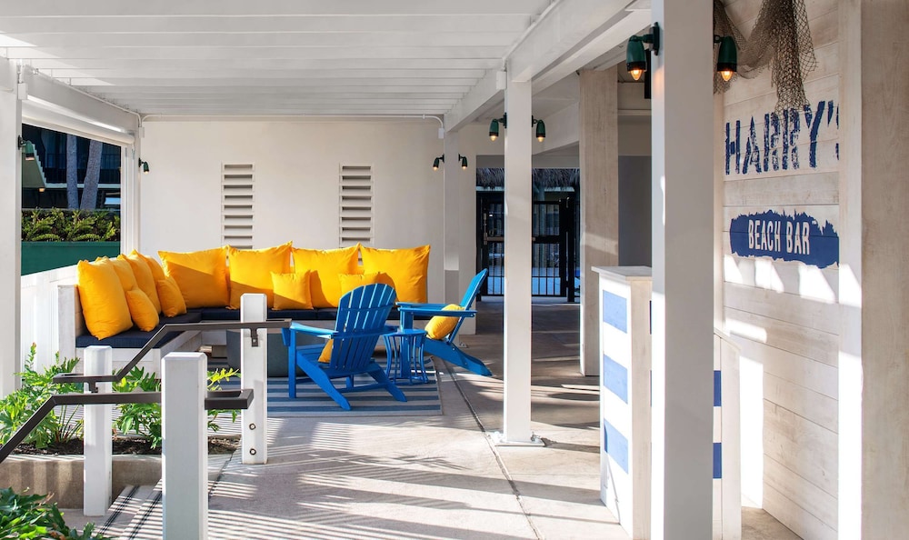 St Pete Shores Hotel — Hotel building in Treasure Island, Florida