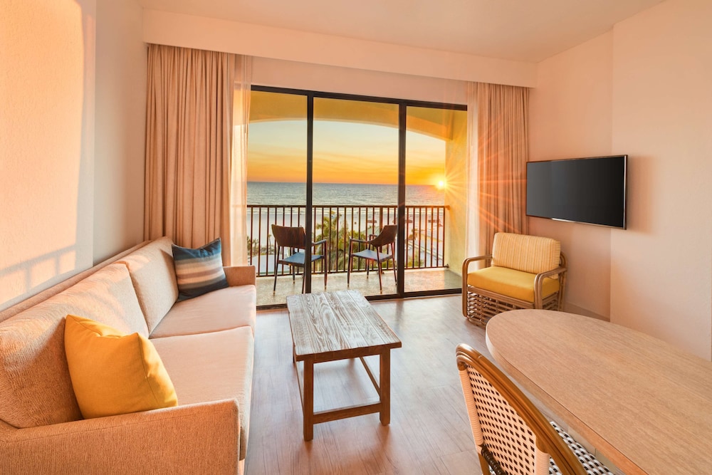 St Pete Shores Hotel — Hotel rooms in Treasure Island, Florida