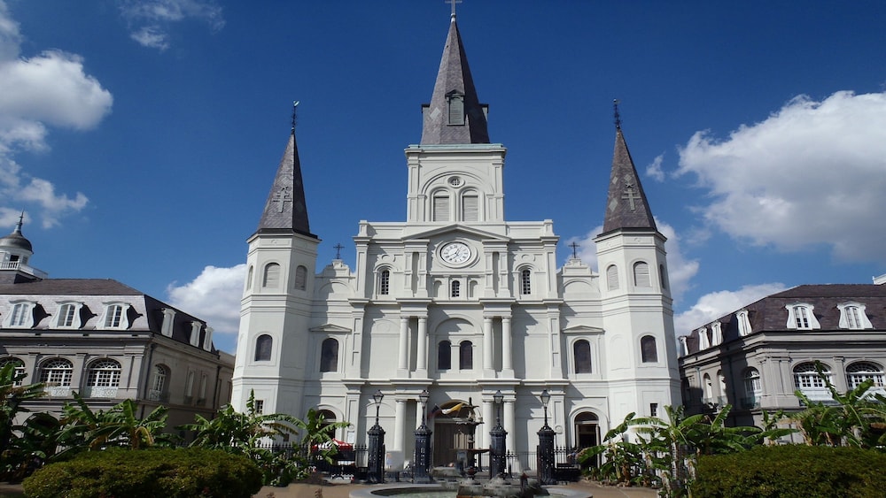 Holiday Inn New Orleans West Bank Tower by IHG — Attractions in the area in Gretna, Louisiana