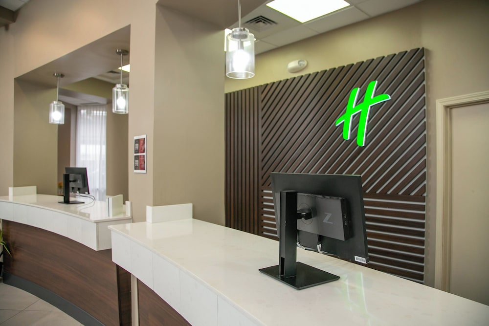 Holiday Inn New Orleans West Bank Tower by IHG — Hotel building in Gretna, Louisiana