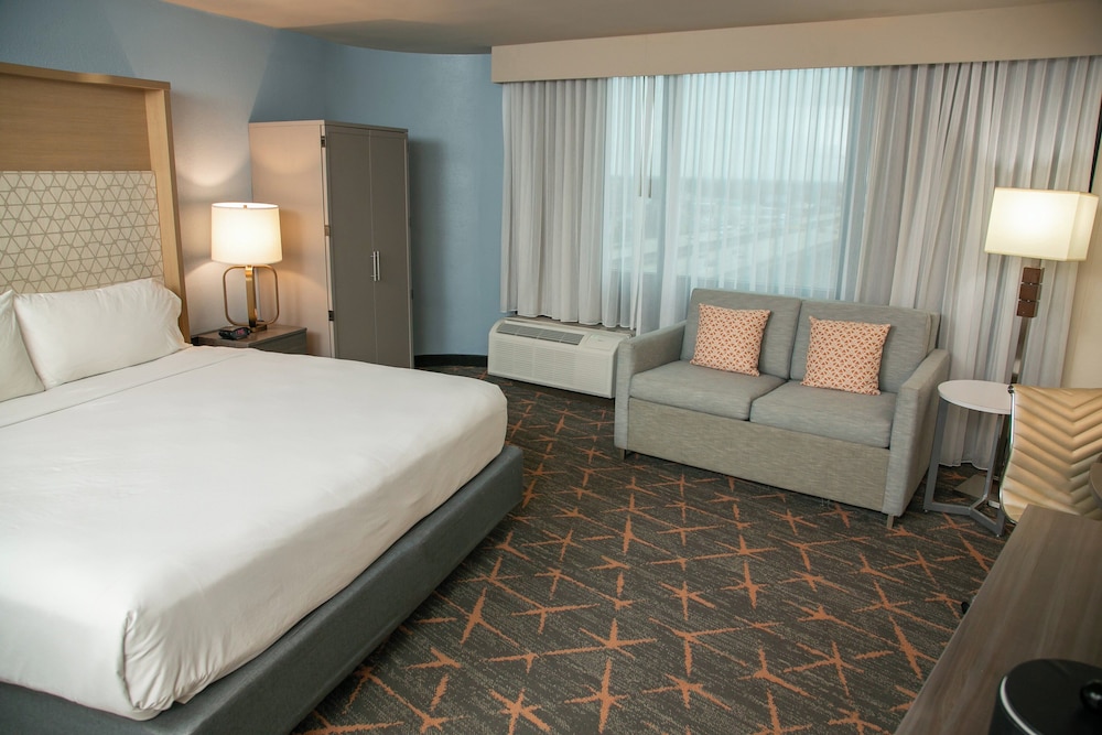 Holiday Inn New Orleans West Bank Tower by IHG — Hotel rooms in Gretna, Louisiana