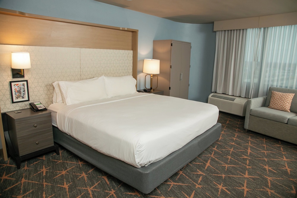 Holiday Inn New Orleans West Bank Tower by IHG — Hotel rooms in Gretna, Louisiana